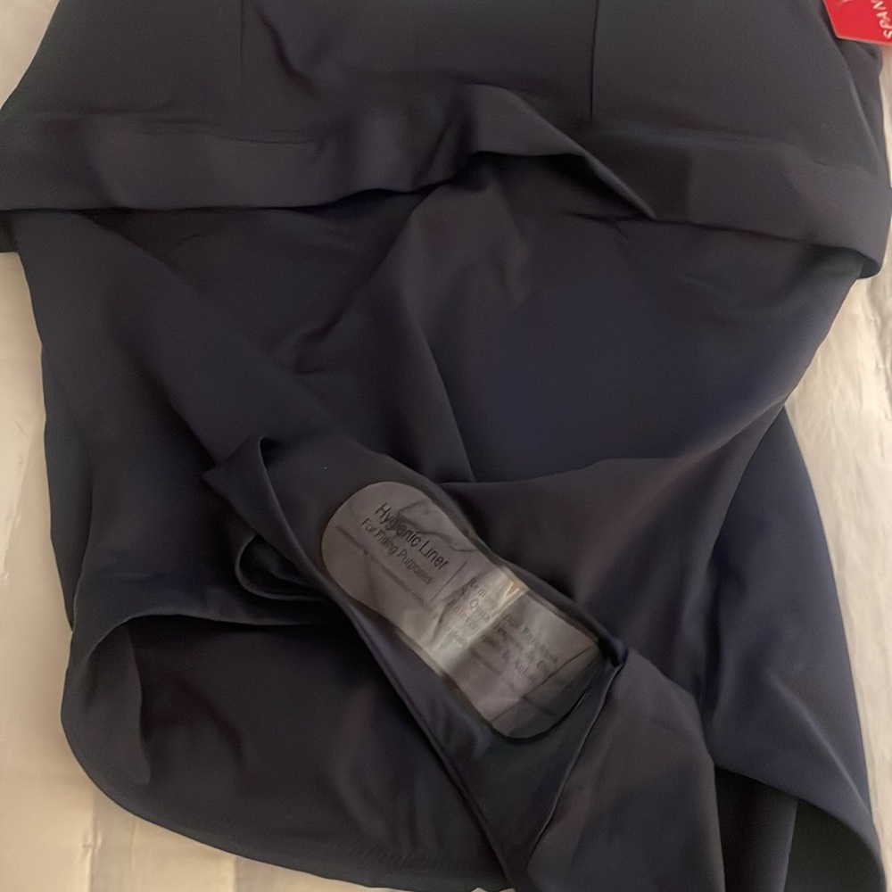 NWT Spanx One Piece Swimsuit - Picture 7 of 7